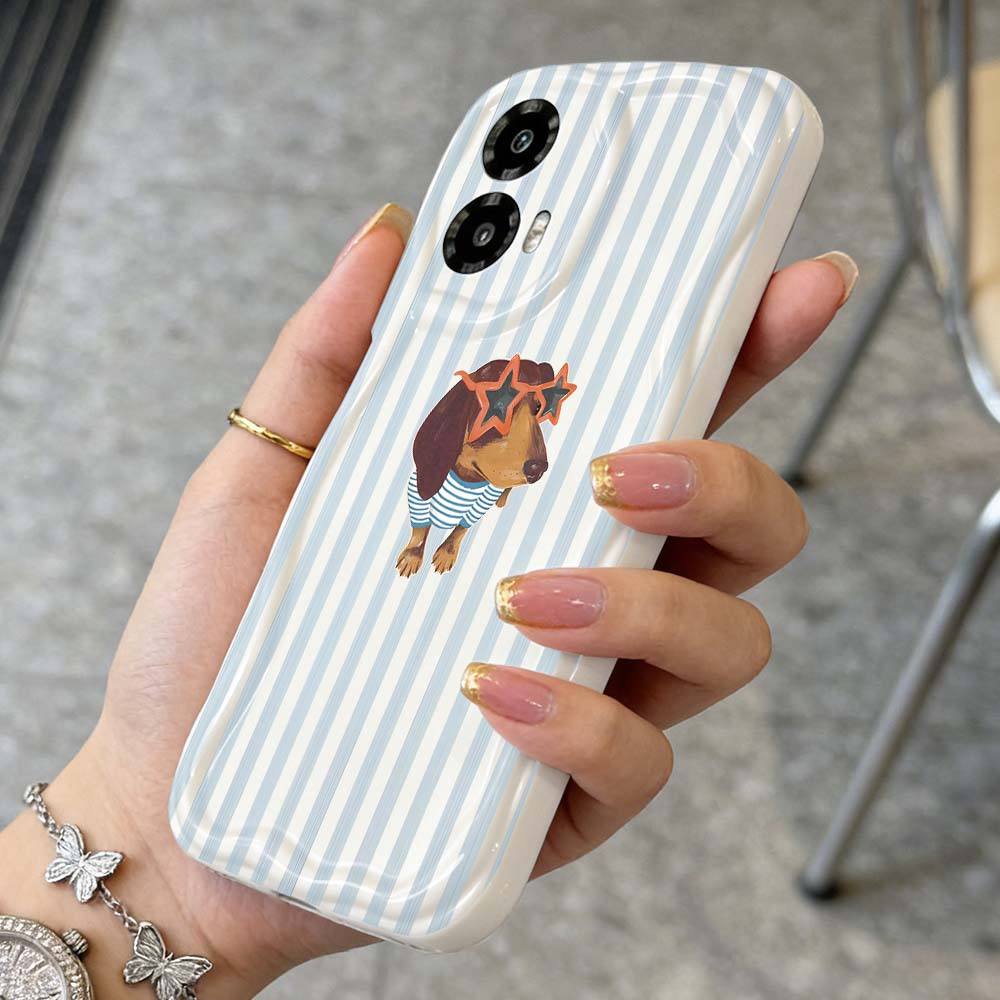 Cute Striped Dachshund Phone C - đánh giá và giá Phone Cases Motorola Edge 2025